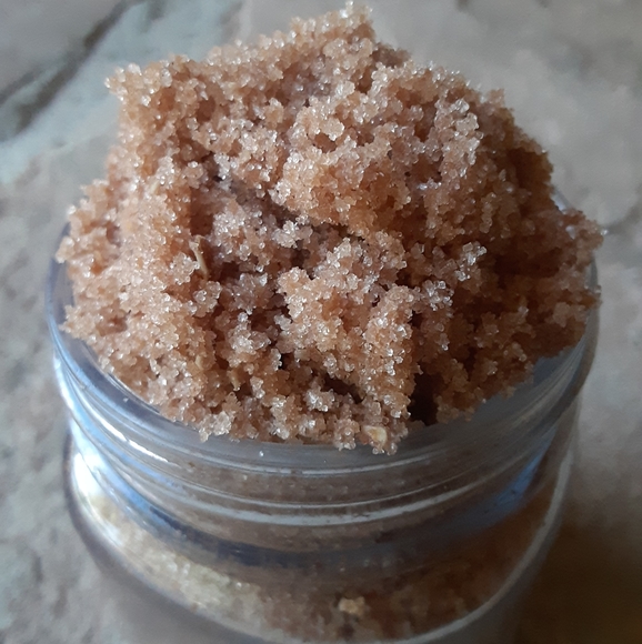 Cocoa Oats Scrub - Picture 3 of 4